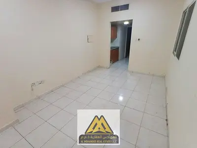 موقع ممتاز | سعر ممتاز | منطقة حيوي |  قريب من جميع الخدمات  | صيانة الدورية على المالك | اطلالة مفتوحة
