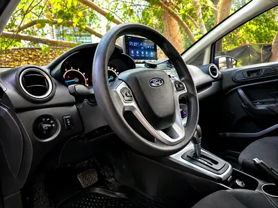 2019 FORD FIESTA 照片 7