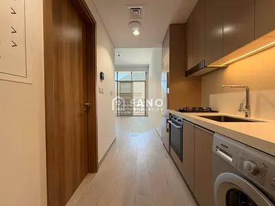 High-Floor Studio | 50k only -12 cheques