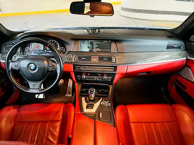 2013 BMW M5 thumbnail 7
