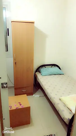📢 Room for Rent – Deira (Hor Al Anz)