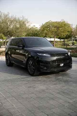Range Rover Sport Dynamic SE 2025 | GCC Specs | Warranty & Service | 2 Keys
