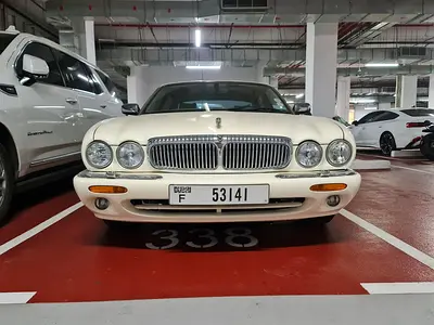 2001 Jaguar XJ 照片 10