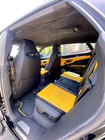 2019 Lamborghini URUS 缩略图 5