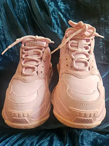 Original Balenciaga Triple S Sneakers – Pink
