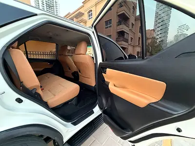 2022 Toyota FORTUNER 照片 14