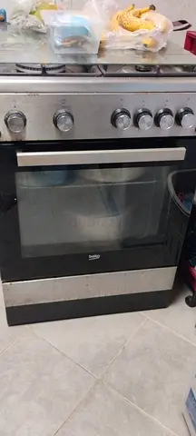 Gas cooker with oven - used, working condition