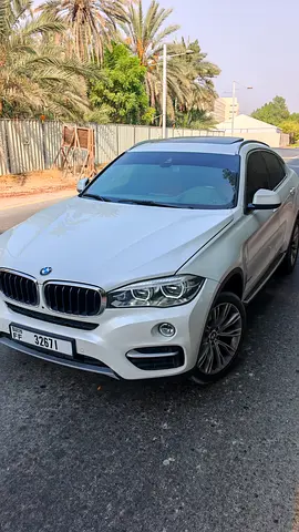 BMW xDrive35i V6 GCC dealer maintain very clean and good condition