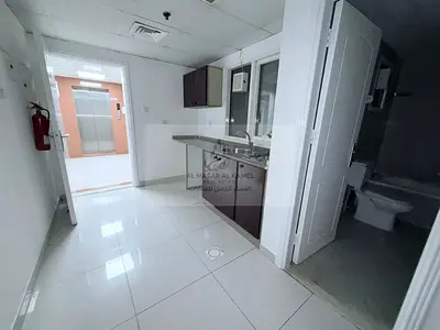 🇬🇧 Studio for Annual Rent – Al Khan | Sharjah 📍 Prime location in Al Khan 🛋️ Studio Apartment 👨👩👧👦 Family Building 📹 CCTV Security 💳 4