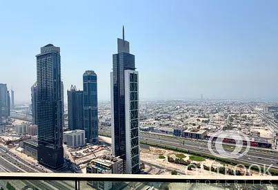 High floor | Prime Location | Large layout