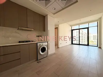 Corner 2BR | High Floor | Pool & Boulevard View | Investor Deal