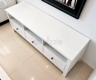 White wooden TV unit / media console with 3 drawers