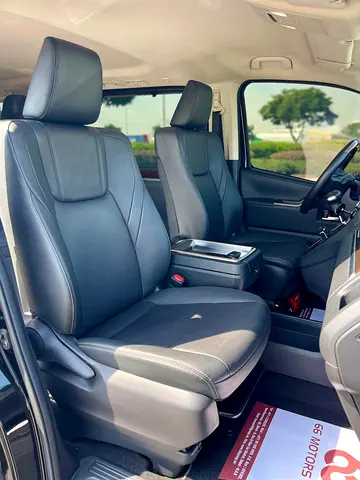 2023 Toyota GRANVIA — фото 15