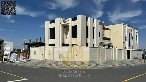 Corner | 4 Master Bedrooms with Built-in Wardrobes | Fees Included