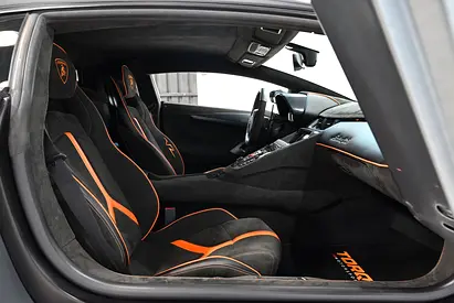 2015 Lamborghini AVENTADOR — миниатюра 15