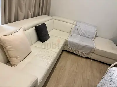 Cream L-shaped Leather Sofa with Chaise -