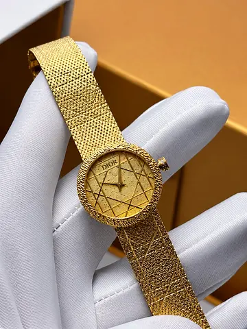 Dior women's gold-tone mother-of-pearl bracelet Master Quality watch 🔥 🔥🔥