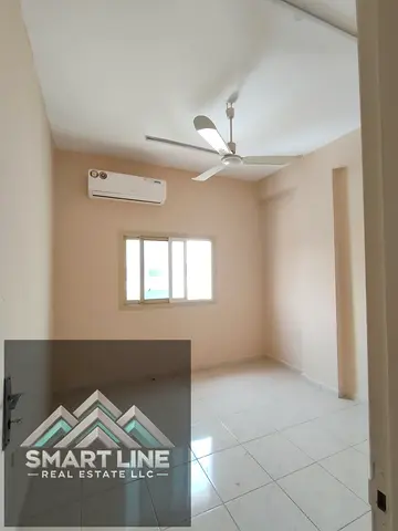 LIMITED OFFERS 2BHK WITH BALCONY WITH SIPLAT AC RENT ONLY 26K