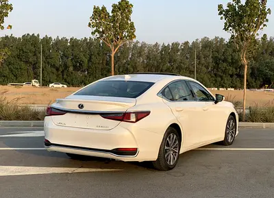 صورة 6 لـ 2023 Lexus ES-SERIES