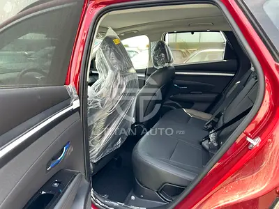 صورة 15 لـ 2023 Hyundai TUCSON