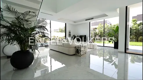 Extended Garden Plot | Private Pool | View Today