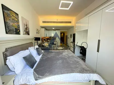 Spacious Studio | Pool View | Bills Included