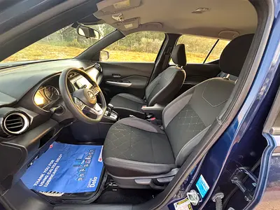2020 Nissan KICKS 照片 15