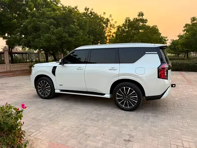 2025 Nissan PATROL 照片 9