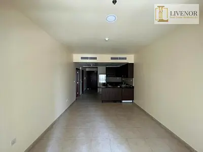 High-Floor 1BR | Unfurnished | 737 Sq Ft |Balcony