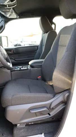 2025 Toyota PRADO 照片 9