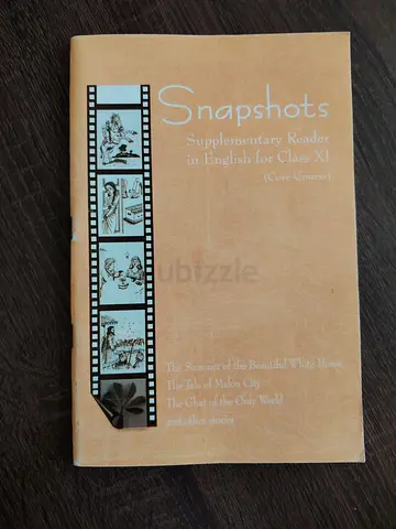 Snapshots: Supplementary Reader in English for Class XI (Care Course) - Paperback