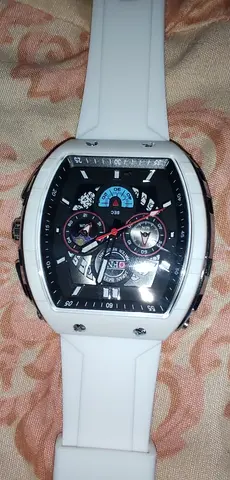 White sport-style men's wristwatch with multifunction dial (pre-owned)