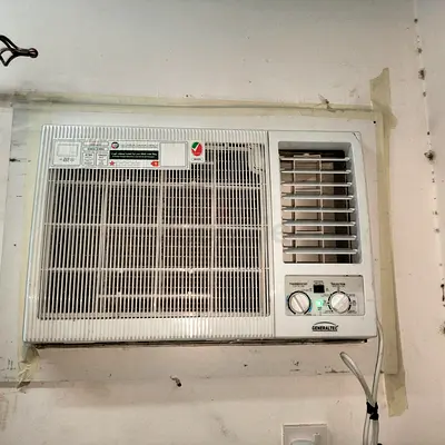 2 ton Generaltec window AC available for sale