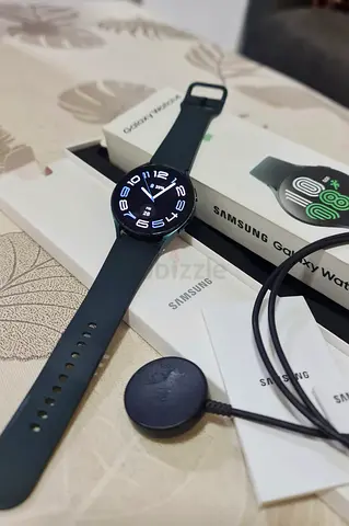 Samsung Galaxy Watch4 44mm- Good Condition with Charger and Box