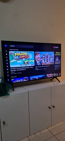 Samsung 43" Smart LED TV - Good Working Condition