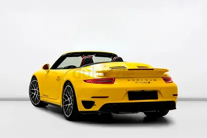 Pristine Porsche 911 Turbo S 2014 | GCC Specs | Low Mileage | Carbon Fiber Interior