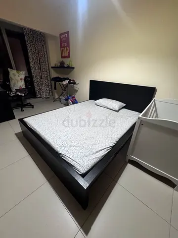 Queen size platform bed frame with headboard - dark wood IKEA Bed with Mattress – Complete Set

Sell