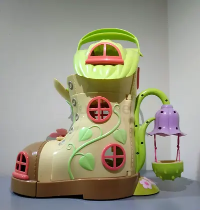 Boot doll house