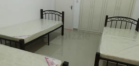Executive bachelor Bedspace available At Tourist Club Area Near Saven Color Hyper Market in TCA.
