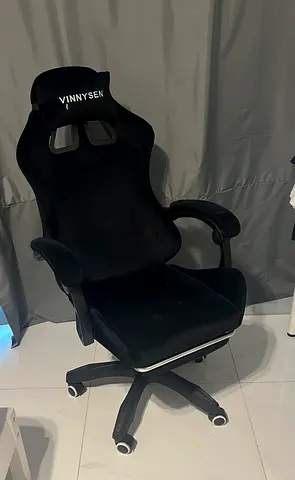 VINNYSEN Black Ergonomic Gaming/Office Chair - Good Condition