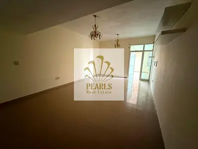 فرصة مميزة بالراشدية 1!موقع مميز وحيوي شقة غرفة وصالة بأبراج الهورايزون، حمامان، خزائن حائط، باركينج وحديقة. 35 ألف سنويًا، على 4 دفعات، وتأمين شيك.