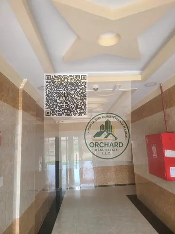 BUILDING FOR SALE (G+4)