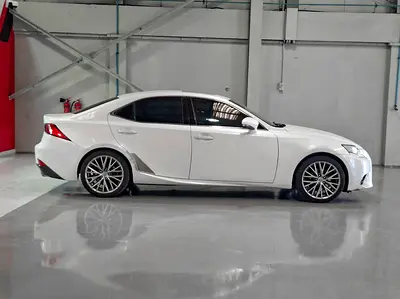 صورة 4 لـ 2014 Lexus IS-SERIES