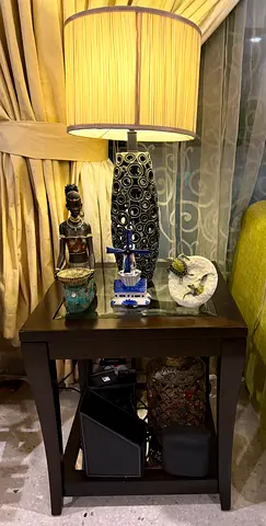 Set of 3 Coffee tables made of solid wood & glass combination