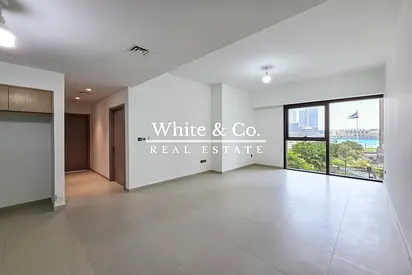 Vacant | Fountain View | Prime Location