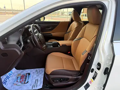 صورة 5 لـ 2019 Lexus ES-SERIES