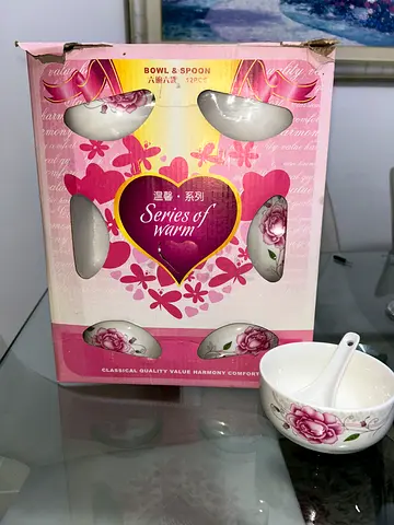 Bowl and spoon set