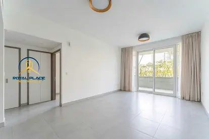 LARGEST UNIT | TERRACED 1BR | VACANT