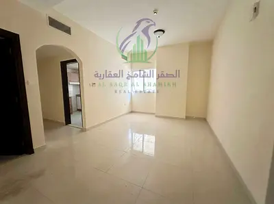 غرفة وصالة للإيجار في الممزر مع باركينج مجاني ومساحات مريحة وتصميم عملي وموقع مناسب بالقرب من الخدمات والمرافق