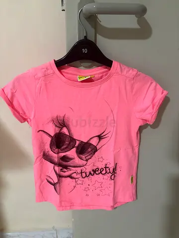 Pink girls' T-shirt with sunglasses print -